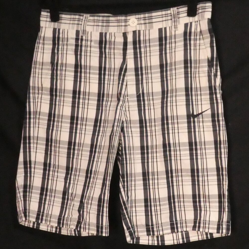 NIKE - The Athletic Dept | 32 medium | Classic Black and White Plaid Golf Shorts